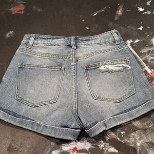 Pacsun Shorts Cuffed mom short 24